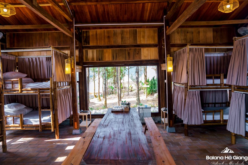 Nhà Cộng Đồng 3 - Nguyên căn 12 giường